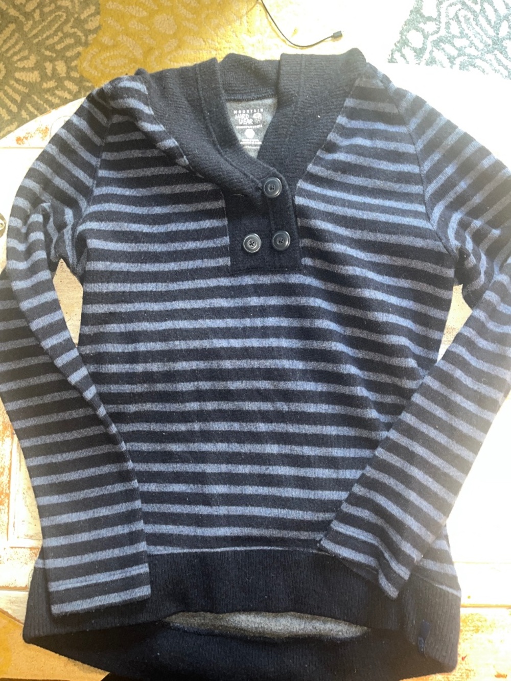 Mountain Hardwear women's Sevina hooded sweater